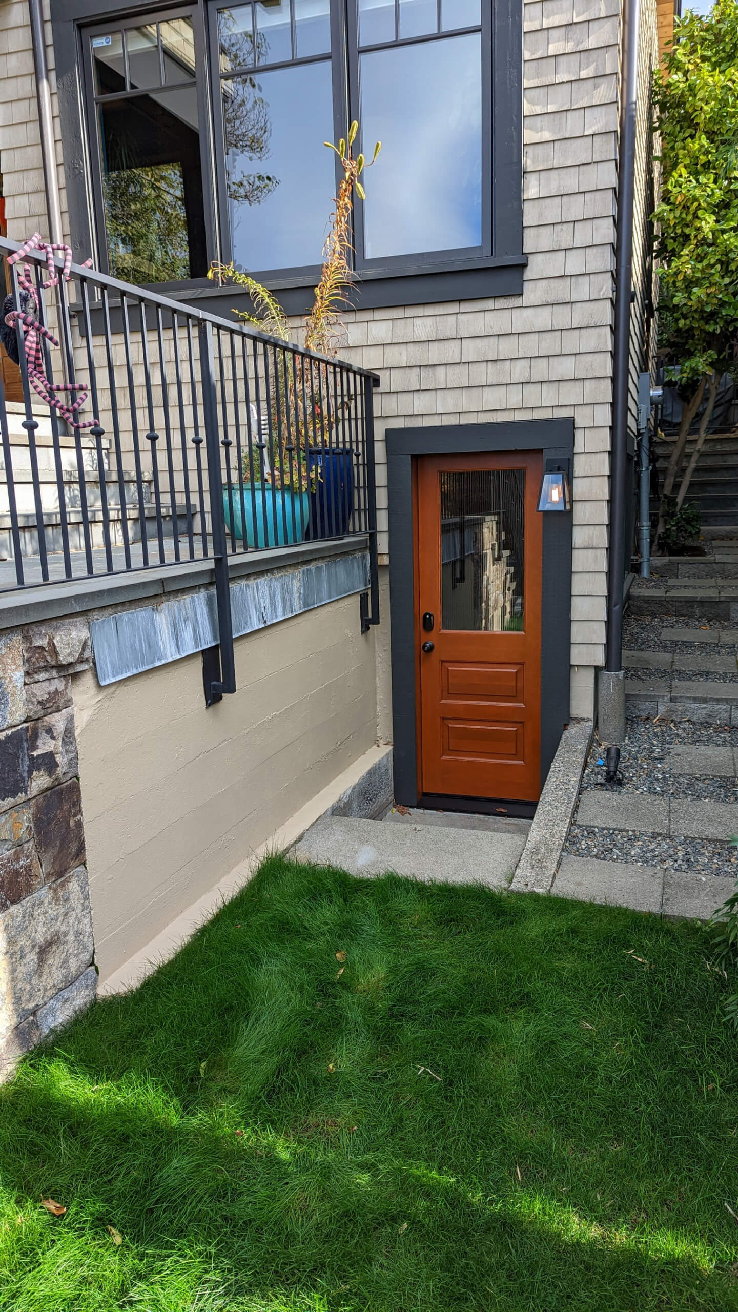 Laurelhurst Entryway Restoration